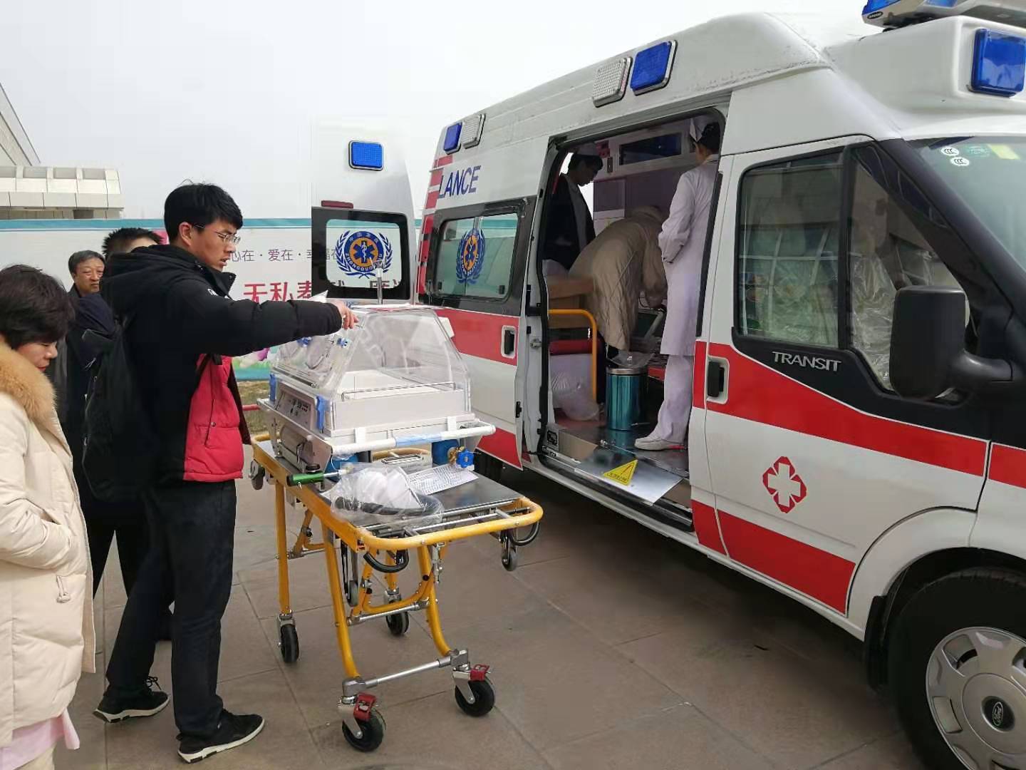 乡宁县救护车转院